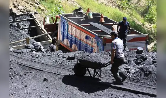 Minería ilegal del carbón ha dejado más de 30 muertos en La Libertad