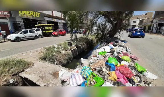 Canales de regadío afectados por lluvias y arrojo de basura en Chiclayo