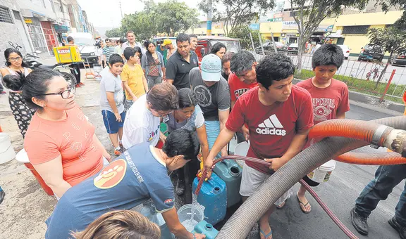 Exigen poner más cisternas para repartir agua ante corte masivo