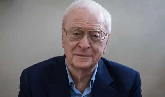 El actor británico Michael Caine anunció su retiro del cine a los 90 años