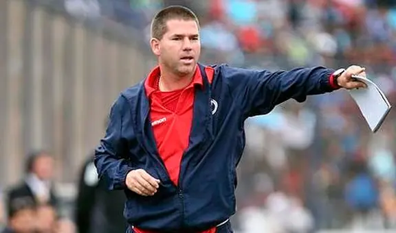 Fiscalía inició investigación a entrenador Francisco Melgar por presunto acto de discriminación