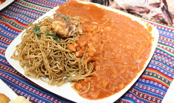 ¡La mejor fusión! Así es el manchapecho, rico platillo de Ica que incluye sopa seca y carapulcra