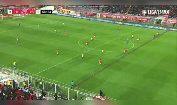 Yotún anota el 1-0 de Cristal ante Cienciano, pero el VAR lo anula por milimétrico off side