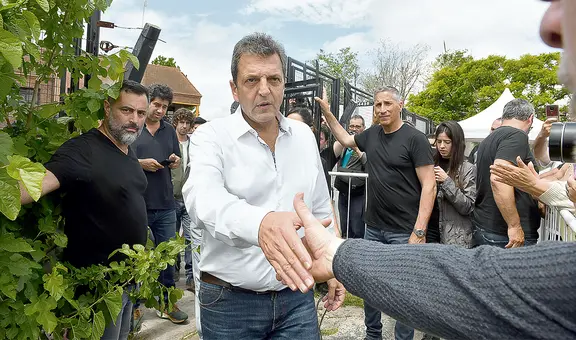 Elecciones en Argentina: Sergio Massa supera a Javier Milei y ambos pasan a la segunda vuelta