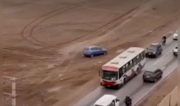 Vehículos invaden zona arqueológica de Pachacamac para utilizarla como pista