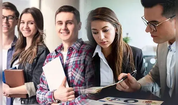 Esta es la carrera mejor remunerada y más prometedora para profesionales en Perú, según Pronabec