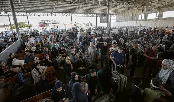 Israel: se estrecha el cerco sobre Gaza y llega la ayuda humanitaria