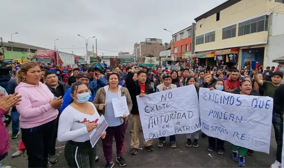 Comerciantes del Mercado de Frutas protestan contra Municipalidad de La Victoria