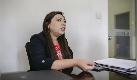 Jefa de Defensoría del Pueblo en Arequipa y su cercanía con el congresista Edwin Martínez