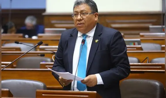 Acción Popular ratifica expulsión de Jorge Flores Ancachi