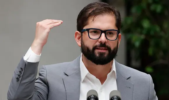 Boric dice que relación con Argentina es "prioritaria" pese a que Milei lo tildó de "empobrecedor"