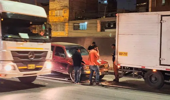 SMP: se registra triple choque de vehículos en el puente de control de la vía Evitamiento