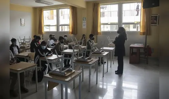 Minedu anuncia descuentos para docentes que no acudan a trabajar en Arequipa