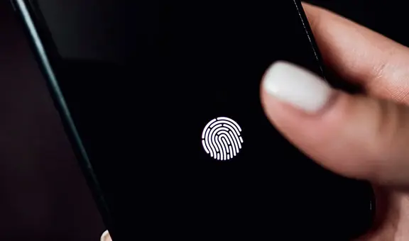 ¿Por qué el iPhone 15 y otros celulares diseñados por Apple no tienen lector de huellas?