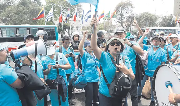 Profesionales de la salud a la espera de su aumento salarial