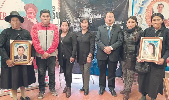 Deudos de muertos en Juliaca y Ayacucho exigen renuncia de Patricia Benavides