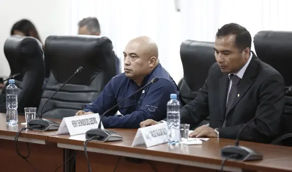 Henry Shimabukuro se acoge al silencio y no responde a preguntas de Patricia Chirinos