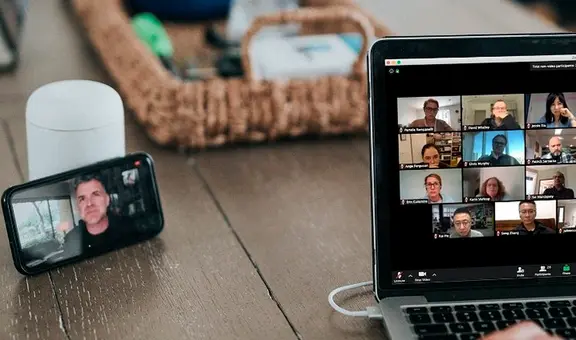 ¿La cámara de tu laptop es muy mala? Así podrás usar tu celular como una webcam