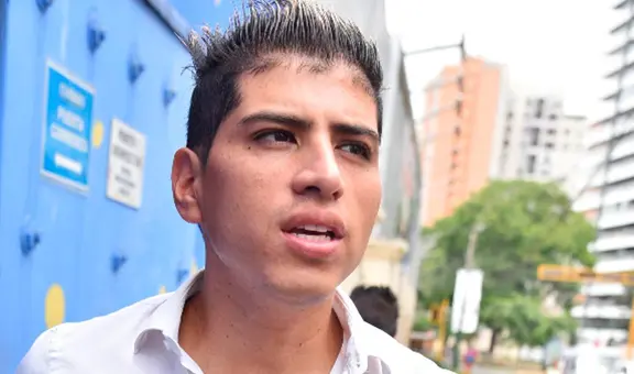 John Kelvin quiso salir del país, pero justicia se lo prohíbe por deuda de alimentos