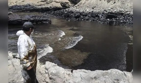 Repsol sostiene que playas de Ventanilla son aptas para pescar, pese a que Imarpe afirma lo contrario