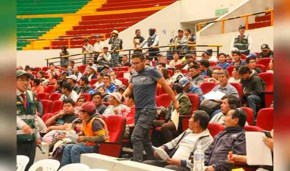 Arequipa: más de 100 vehículos fueron adquiridos en primer día de remate