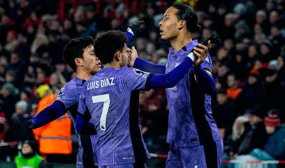 Liverpool venció 2-0 a Sheffield United y se mantiene en la lucha por la Premier League