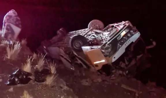 Arequipa: volcadura de bus interprovincial deja 5 personas fallecidas