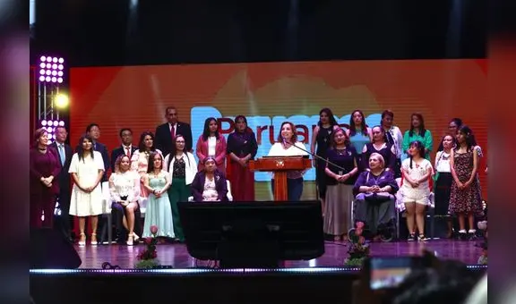 Mujer emprendedora impulsa app, potenciada con IA, para cerrar brechas digitales en escuelas rurales