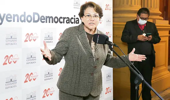 Gladys Echaíz: su nuera fue contratada de manera irregular en el Congreso