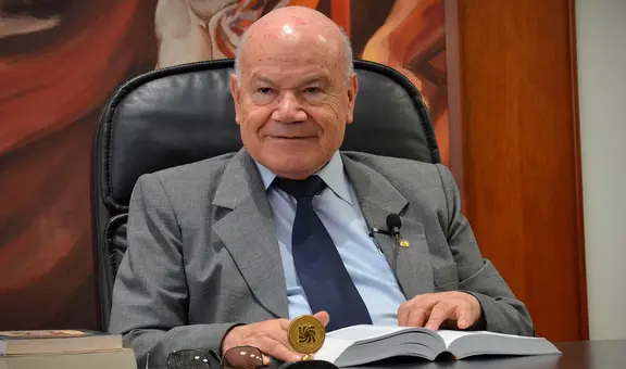 Fallece Iván Rodríguez Chávez, rector de la Universidad Ricardo Palma