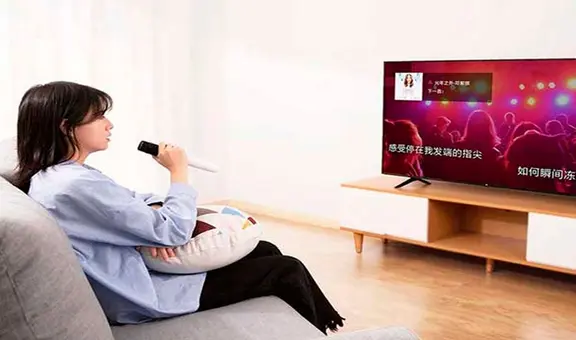 ¿Cómo convertir tu Smart TV en un karaoke para que celebres el Año Nuevo cantando?