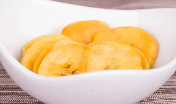 Chifles piuranos entre los 22 mejores platos con frutas tropicales