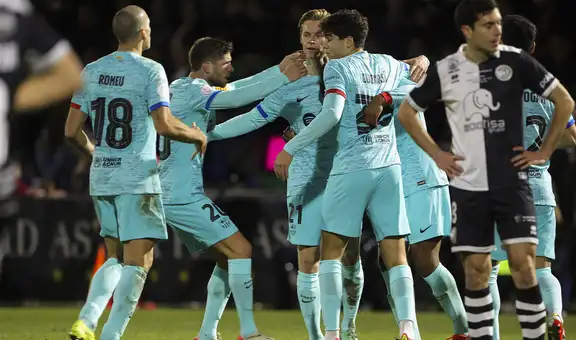 Barcelona volteó 3-1 al Unionistas y clasificó a cuartos de final de la Copa del Rey