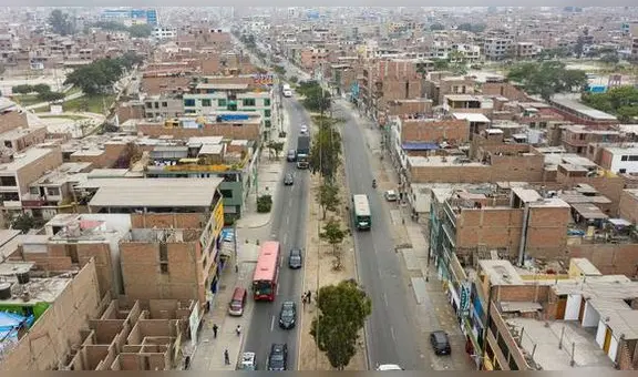 Comas: 17 familias de Las Palmeras gozarán de agua y luz tras formalizar su propiedad