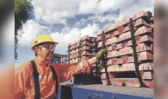 Perú logrará récord de 4,7 mlls TM de cobre en 2023, pero recaudación minera se hunde 40%