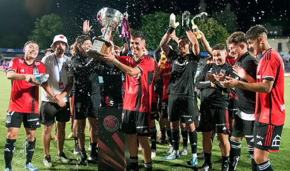 Colo Colo venció 4-3 a Liverpool y se quedó con la Copa de Campeones por la Serie Río de La Plata