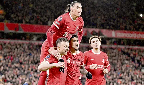 Liverpool cumplió con la tarea y es primero en la Premier League