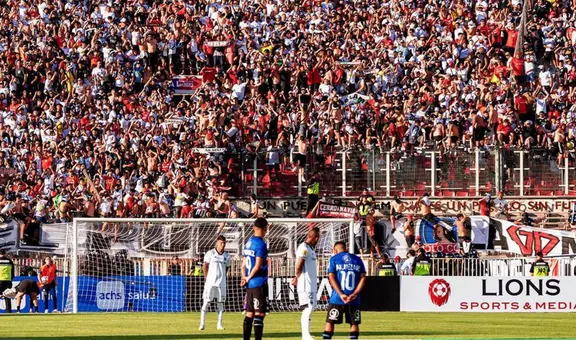 Ábitro suspendió el Colo Colo vs. Huachipato por la Supercopa de Chile por incidentes dentro del estadio