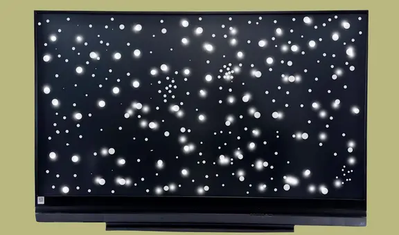 ¿Por qué aparecen puntos blancos en la pantalla de tu smart TV y cómo solucionarlo?