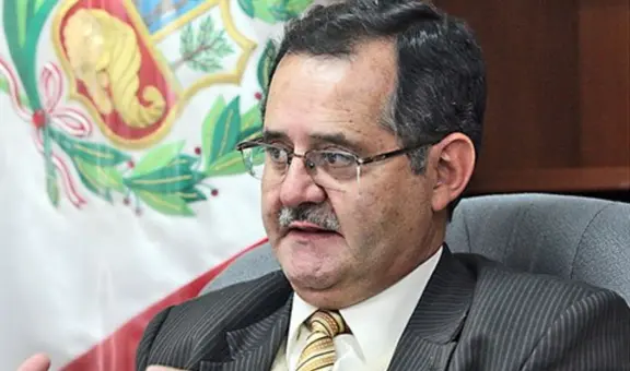 Tribunal Constitucional ordena que se tome juramento a Marco Falconí como nuevo miembro de la JNJ