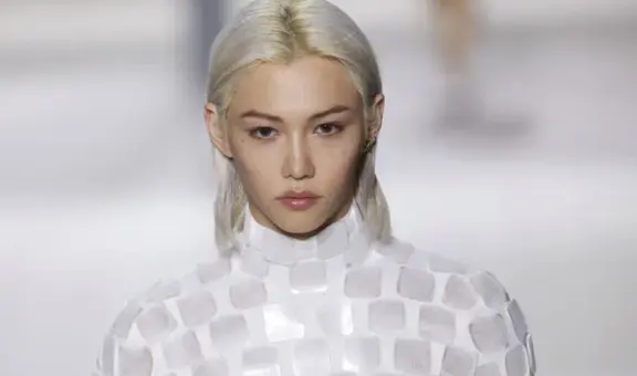 Felix de Stray Kids debuta en Paris Fashion Week 2024: la impactante pasarela del idol k-pop