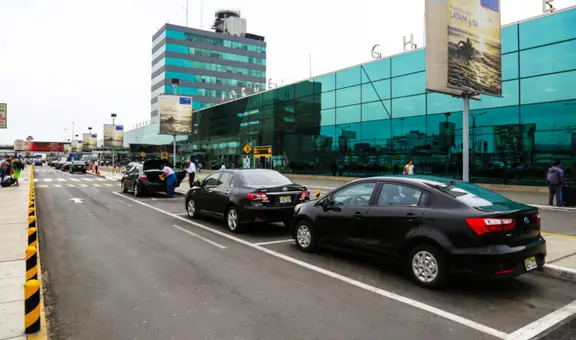 LAP dice que personal encargado de regular situación de taxistas en el Jorge Chávez es amenazado