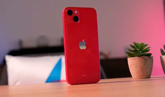 ¿Por qué Apple dona el dinero que recibe cuando alguien compra un iPhone de color rojo?