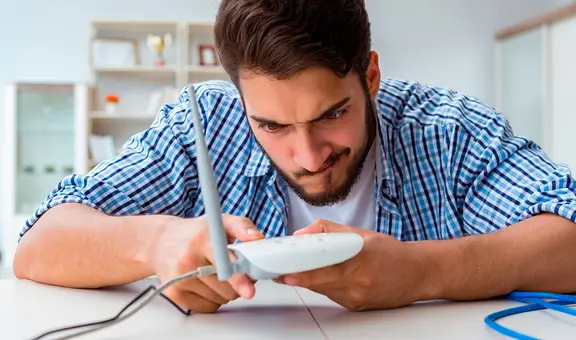 ¿Qué representan los códigos que aparecen en la etiqueta de tu router wi-fi y para qué sirven?