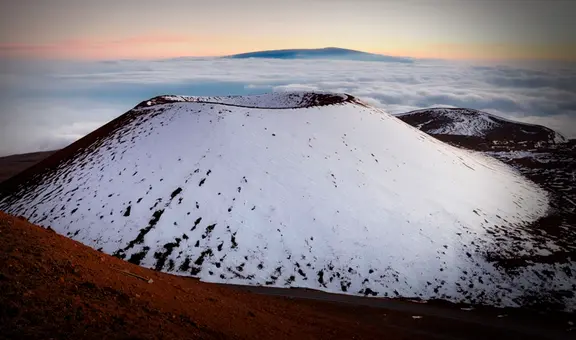 La montaña más alta de la Tierra supera al Everest por casi 2.000 metros y está en América