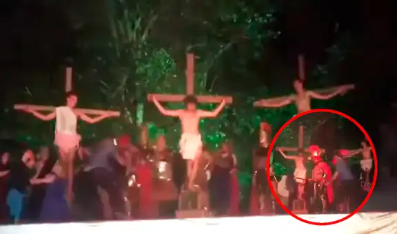 Hombre desata pelea en plena escena de crucifixión y en redes lo trolean: “Seguro quería el papel de Jesús”