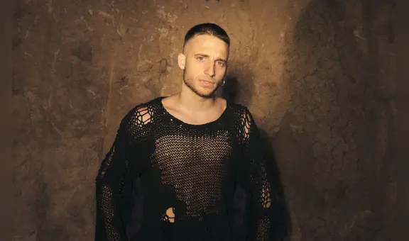 Wos anuncia gira mundial y visitará Perú con su disco 'Descartable'