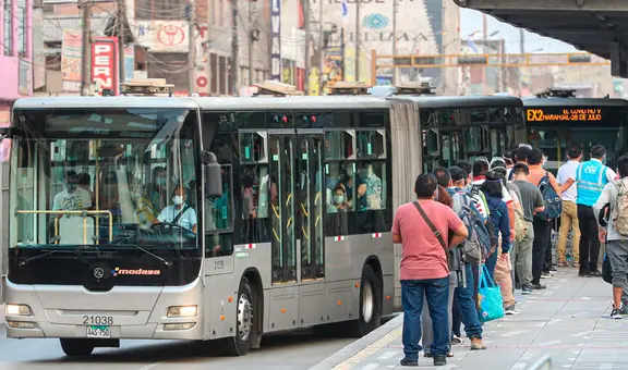 Cambios en Metropolitano: eliminan cola de sentados en estaciones y fusionarán rutas