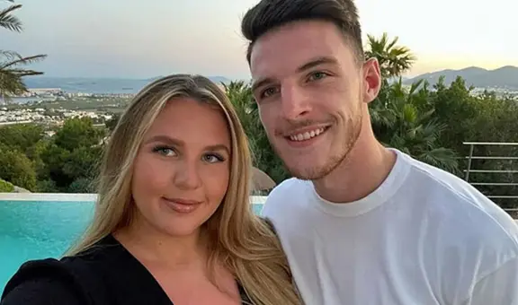 Estrella del Arsenal defendió a su novia tras el acoso que recibió en redes por su aspecto físico