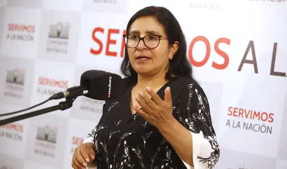 Ética votará informe final que recomienda suspender a Katy Ugarte por 60 días por recorte de sueldos